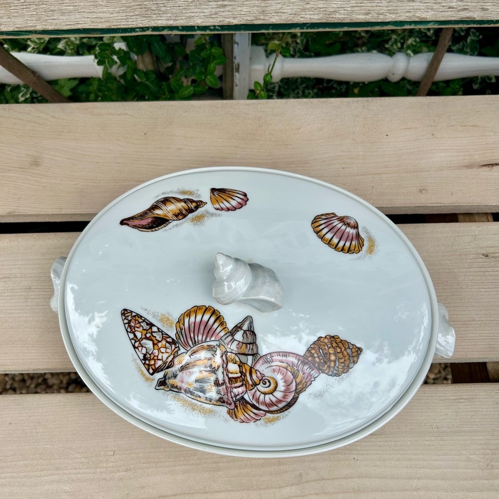 Georges Briard Seascape Covered Dish: Vintage Mid-Century Modern Ovenware - Picture 2 of 12